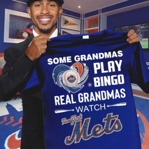 Real Grandmas Watch New York Mets T-Shirt Funny Gifts For Grandma Baseball Fans Lovers